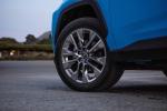 Toyota RAV4 XLE AWD 2018 года (NA)